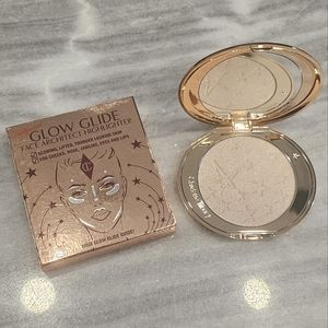 Sold Out Charlotte Tilbury Moonlit Glow Highlighter